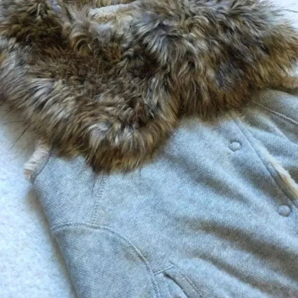 Dylan by True Grit Vest Faux Fur Collar Gray Button Front Winter Cozy XS